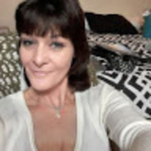 Meet your Posher, Bobbie